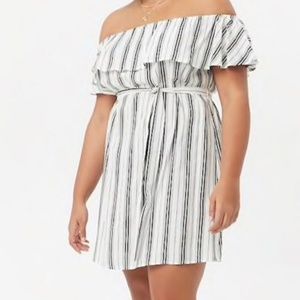 Plus size off shoulder dress